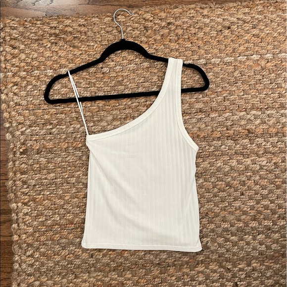 NWOT American Eagle One shoulder top - Picture 1 of 2